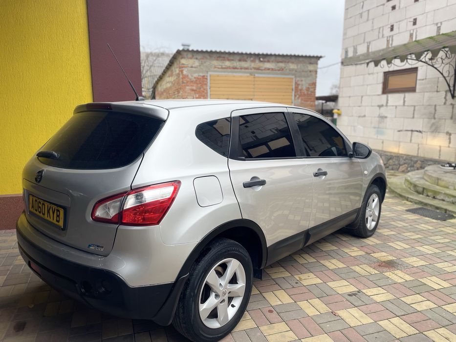 Продам нісан кашкай  гарний стан дизель