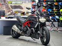 Ducati Diavel Carbono