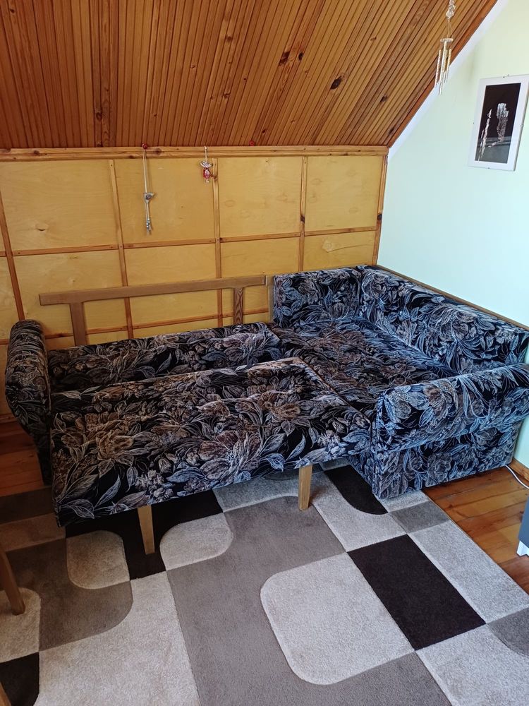 Sofa narożna z funkcją spania