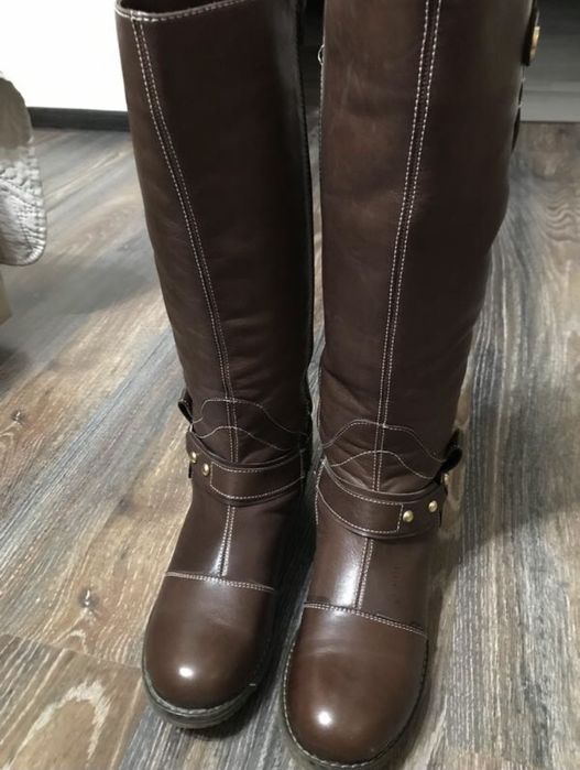 Чоботи жіночі , стан нових