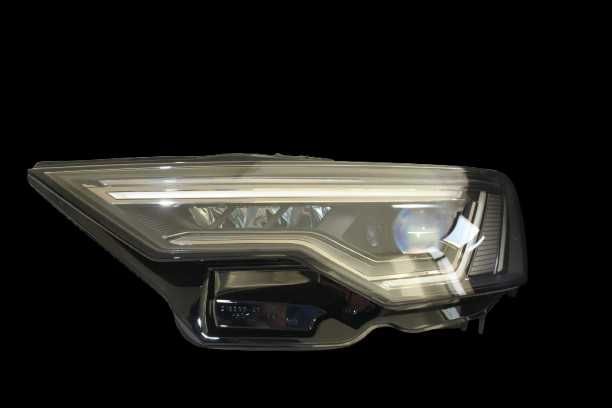 Faróis Dianteiros Full LED Matrix Audi A6 C8 (2018–2022)