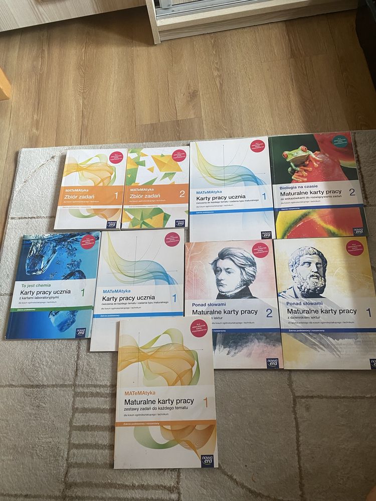 sprzedam zbiory zadan i maturalne karty pracu (klasa 1,2 liceum)