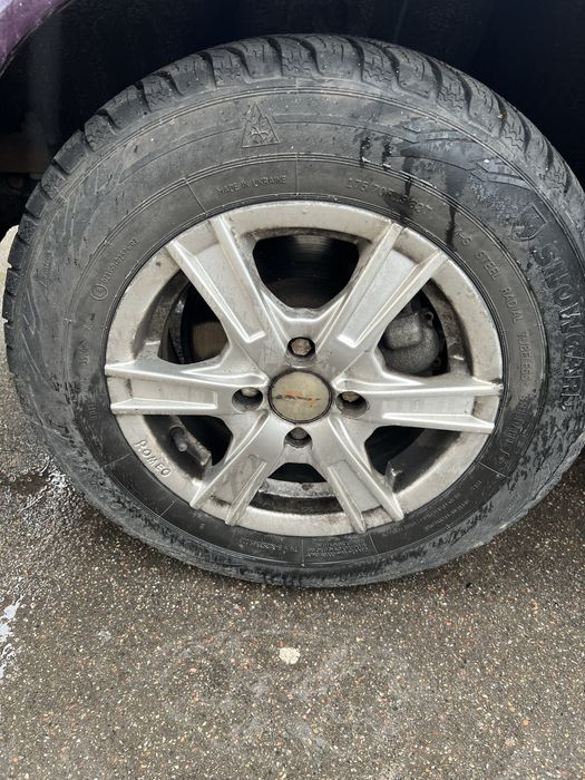 диски р13 4/98  4/100 з жигулів на гарній зимовій гумі ваз ланос