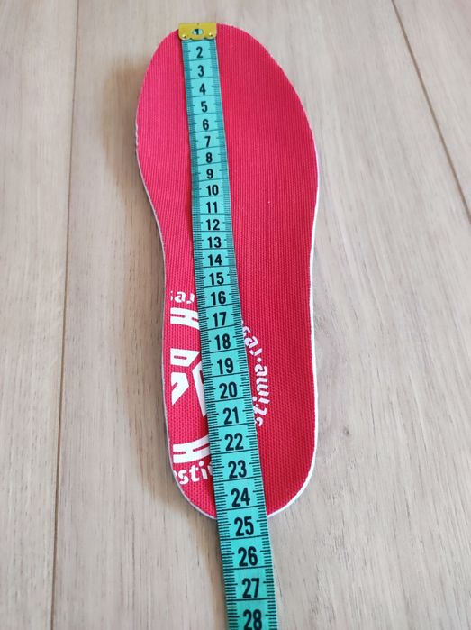 Нові кросівки Restime, ультралегкі