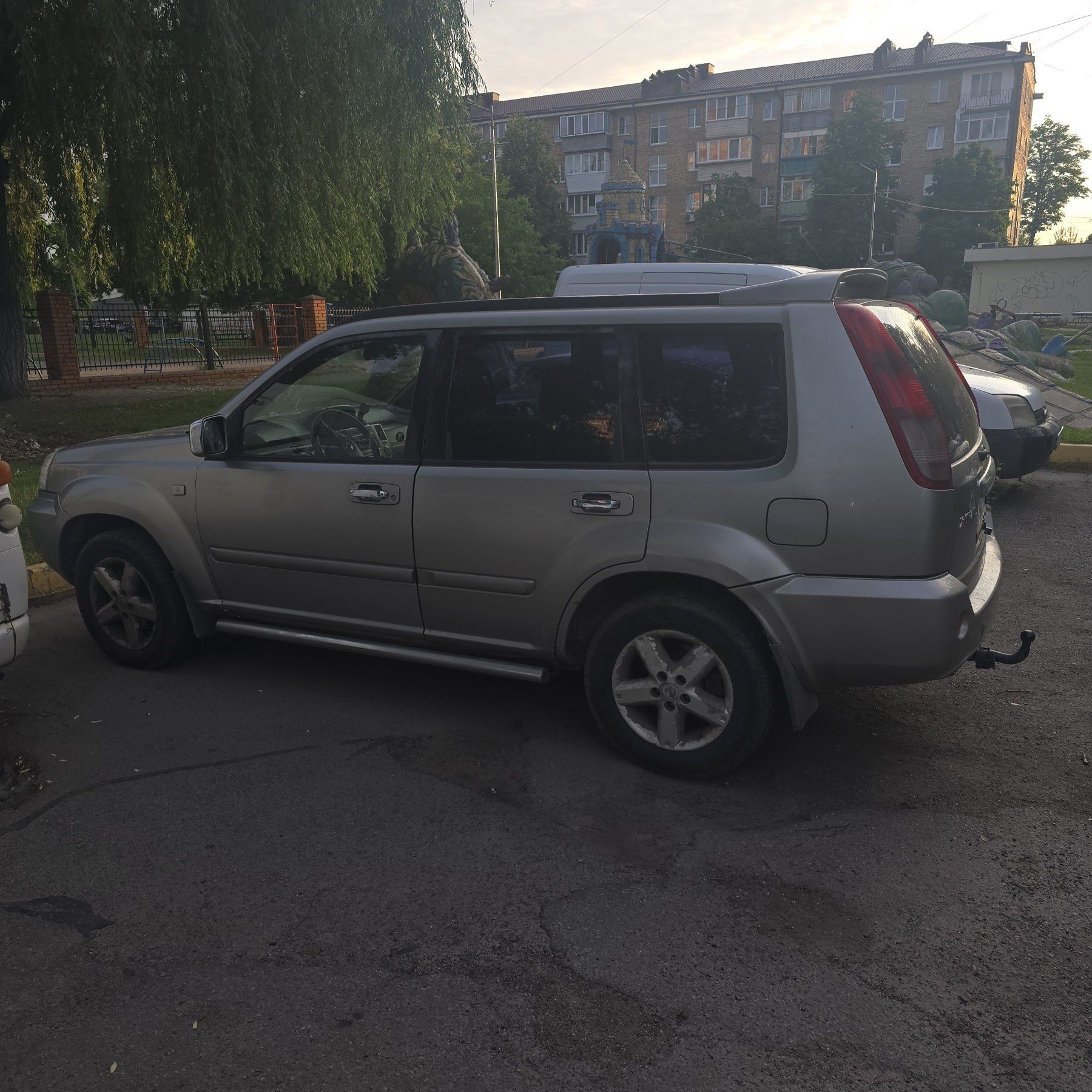 Авто для ЗСУ. Нісан Х-Трейл