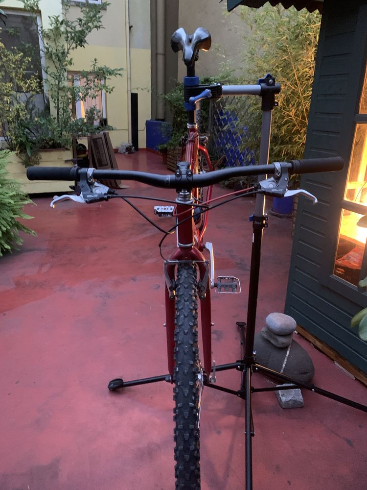 Bicicleta de bikepaking / commute  Trek roda 29”
