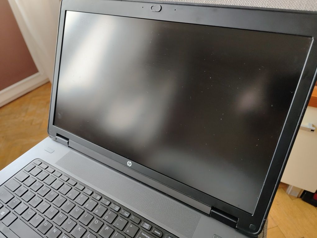 Na części laptop HP G2 17 cali