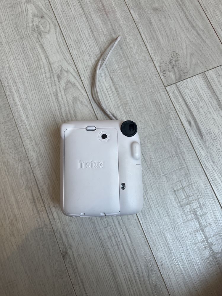 Witam sprzedam Instax bialy 12 mini raz urzyty