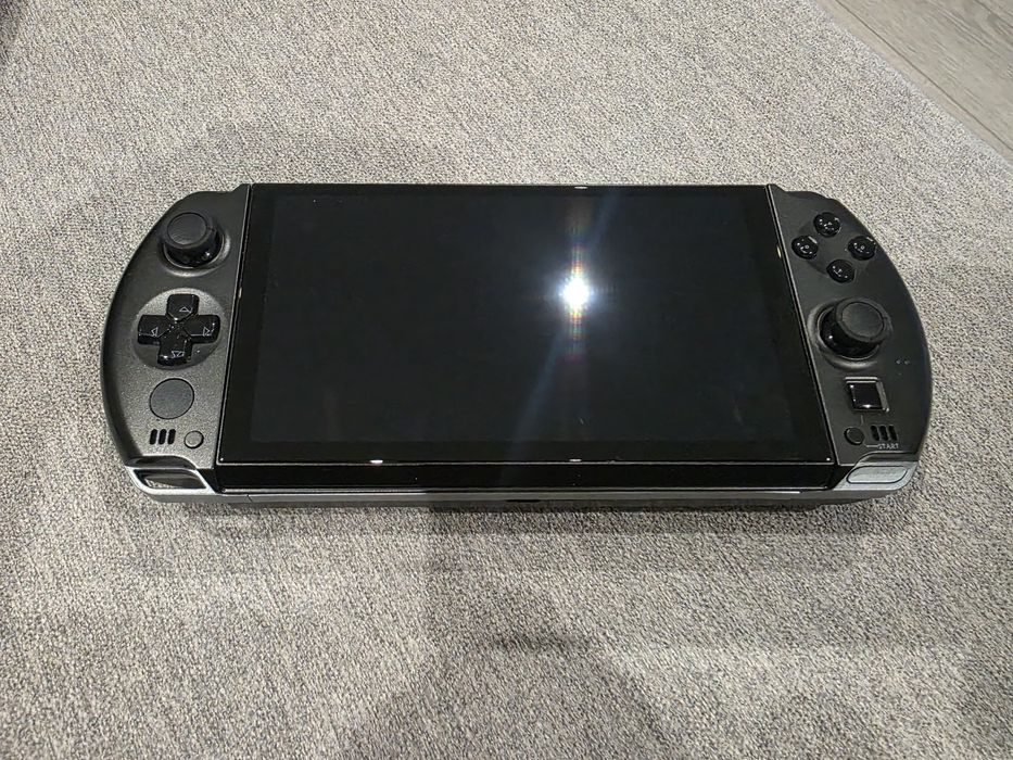 GPD WIN4 2025 AI 9 HX 370 32G 2TB