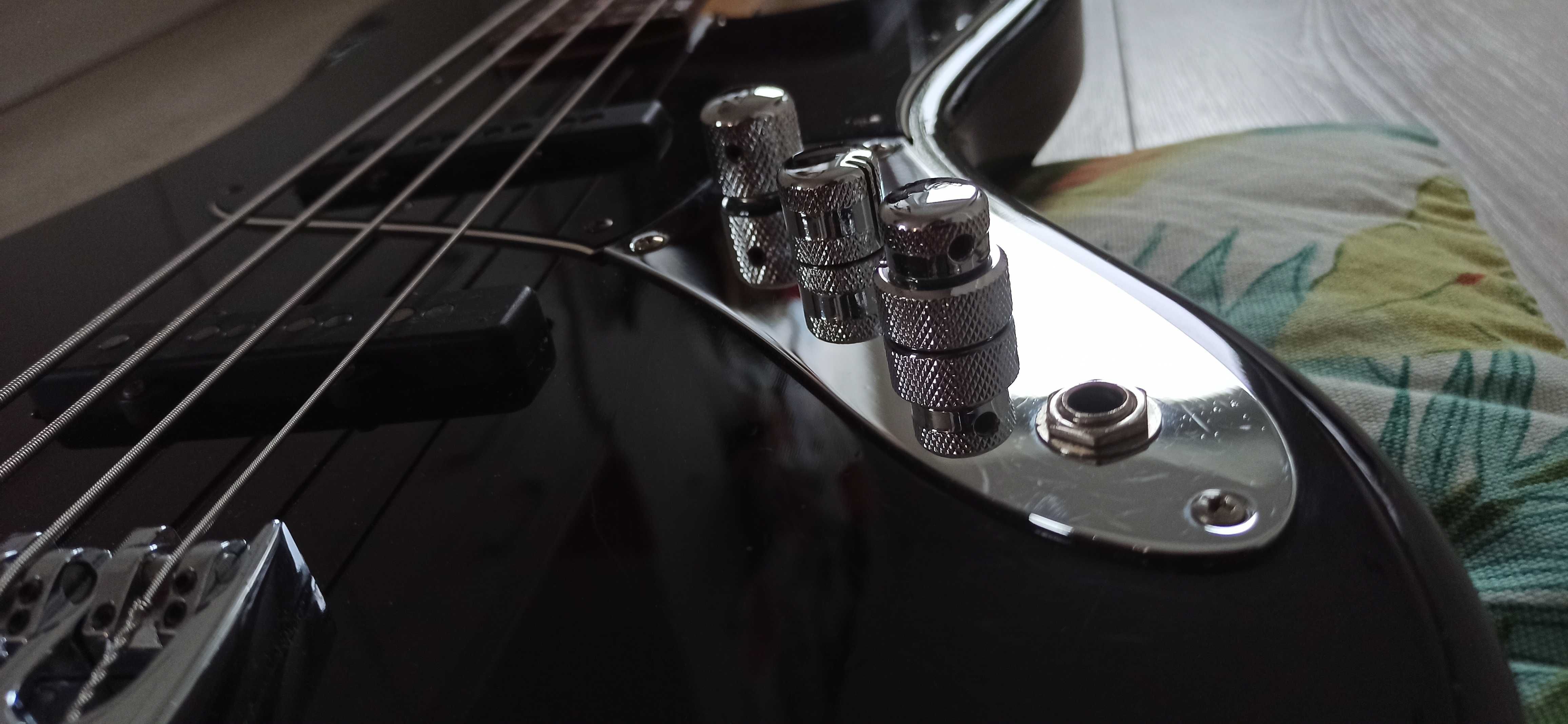 Sandberg Electra Gitara basowa Bas aktywna/pasywna Stan BDB