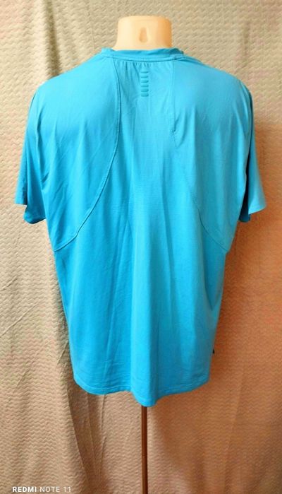 Under Armour piękna męska koszulka