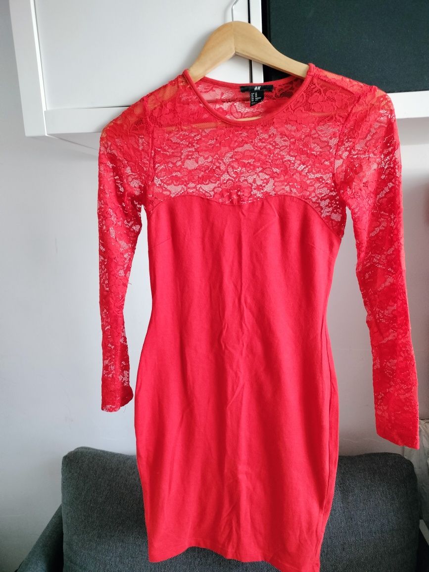 Czerwona sukienka XS H&M