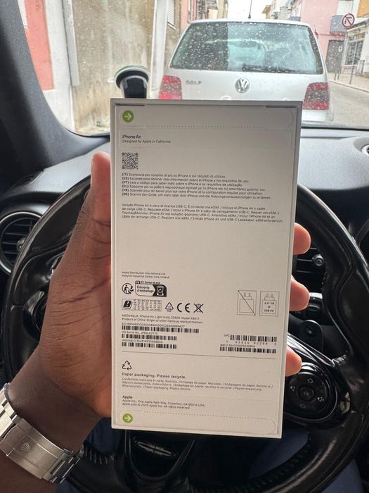 Iphone air Golden novo com fatura