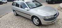 Opel Vectra 1.6  16V (1250€)