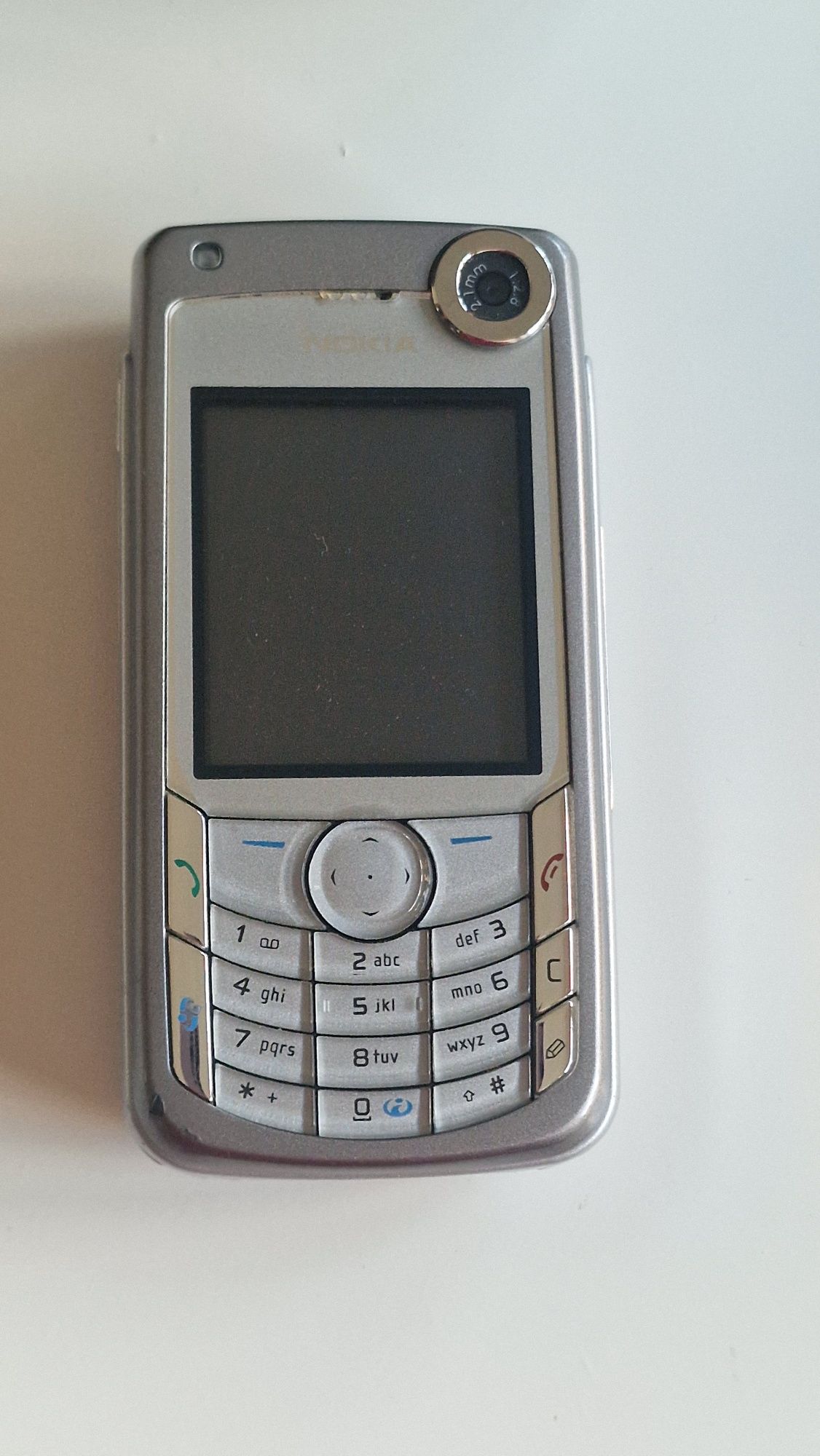 Nokia 6680 com caixa, carregador, phones e fio de ligação ao PC