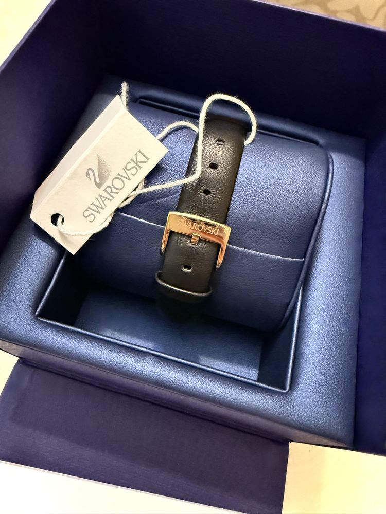 Часы swarovski crystal