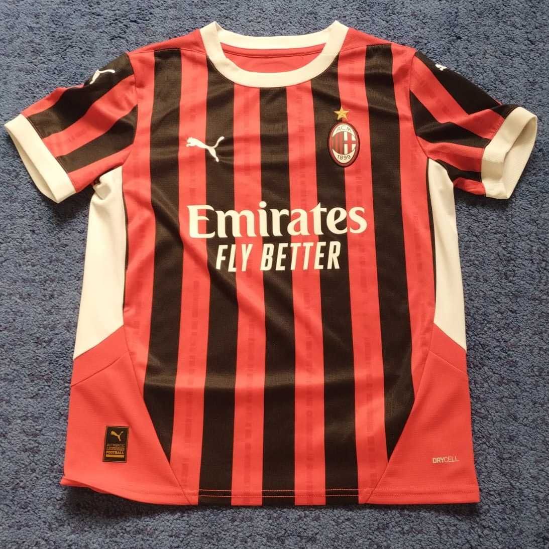 Sprzedam oryginalną koszulkę Puma AC Milan 152 (11-12 lat)
