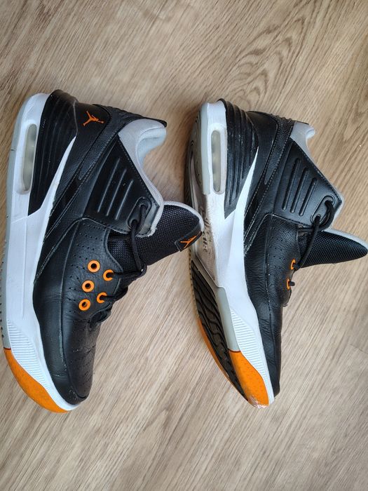 Buty JORDAN Max Aura 5 r.43