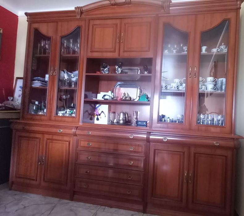 Cristaleira de Sala