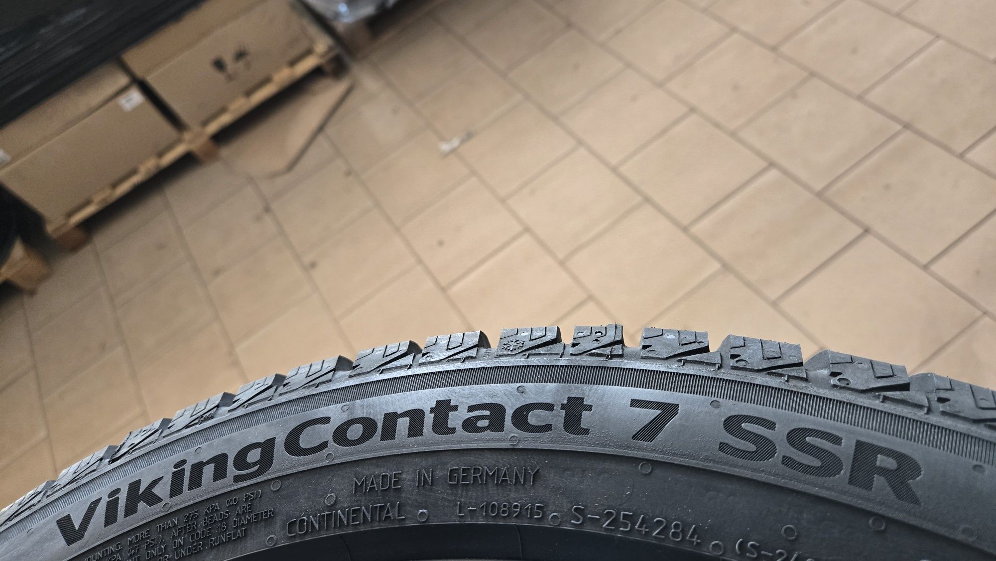 Nowe opony continental 225/45r18 viking 7 ssr