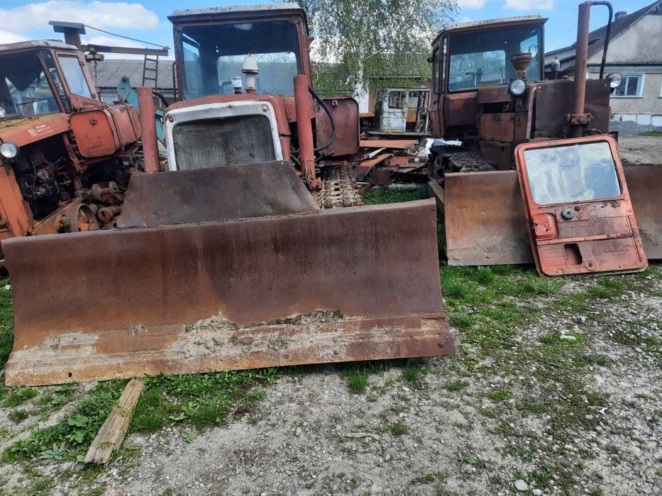 Вгтз дт-75 тракторний бульдозер