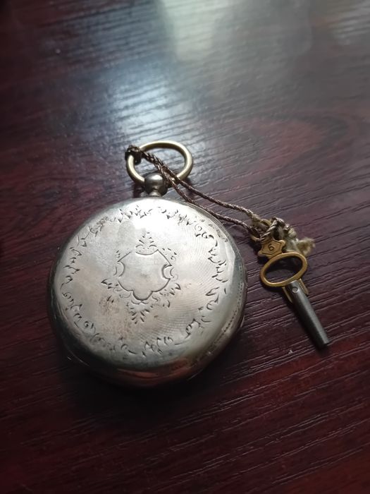 Kieszonkowy zegarek ze srebra 45mm