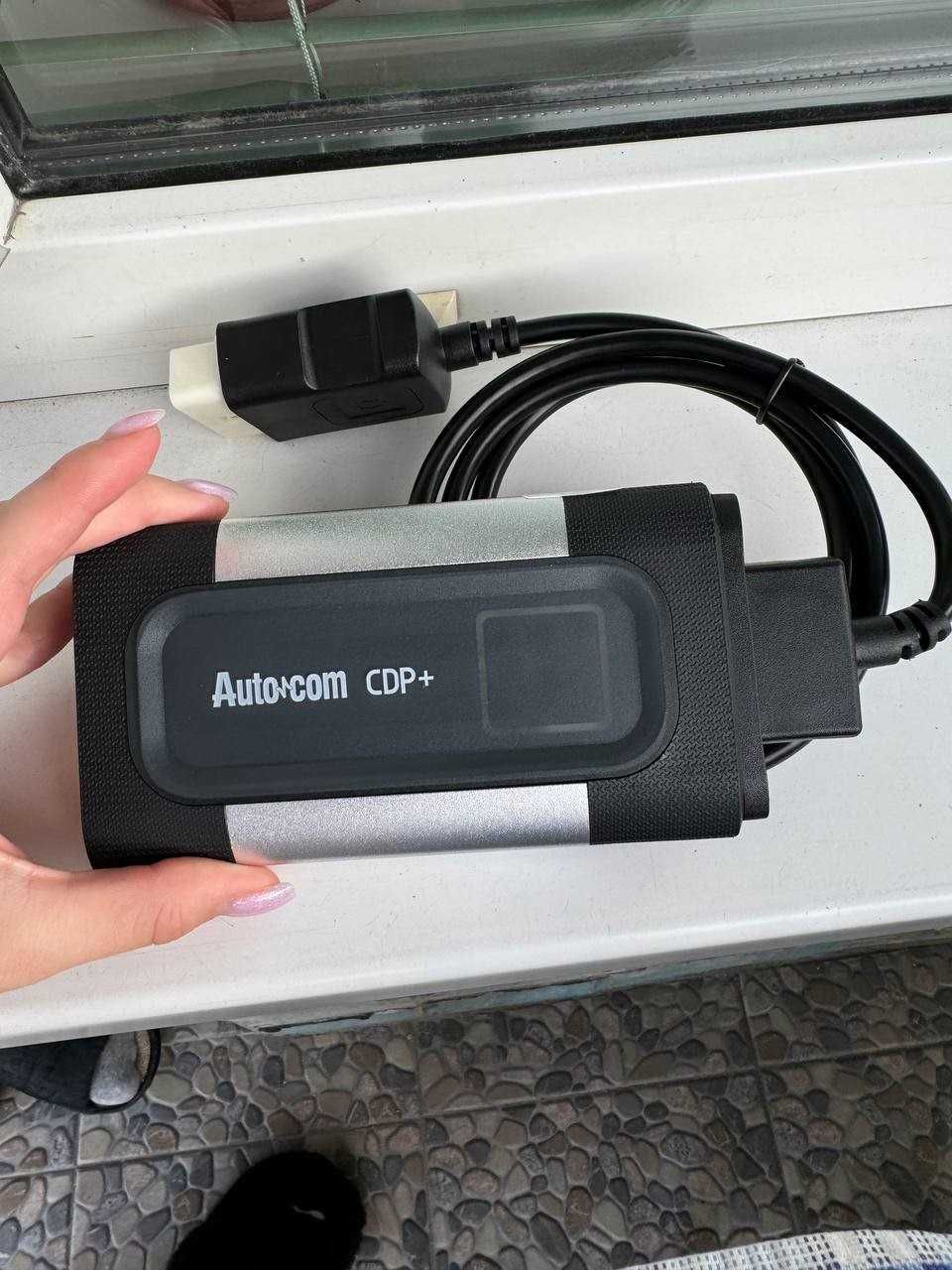 Автомобильный сканер autocom cdp с программой 21.11