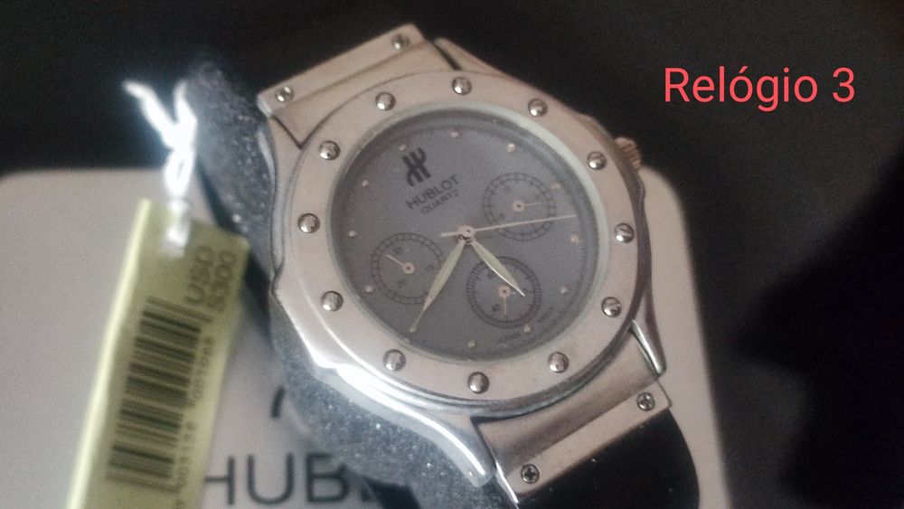 Bonito Relógio Novo