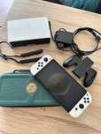 Nintendo Switch OLED + case Zelda