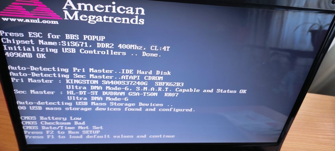 Ноутбук  asus. .