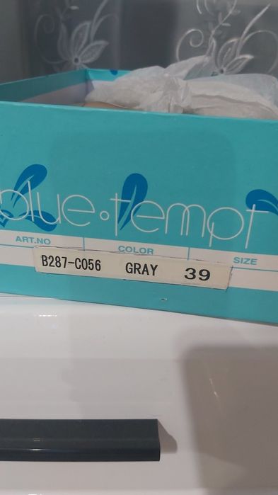 Туфлі жіночі на підборах