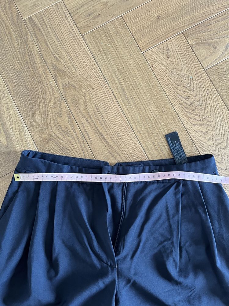 Spodnie materialowe Massimo dutti