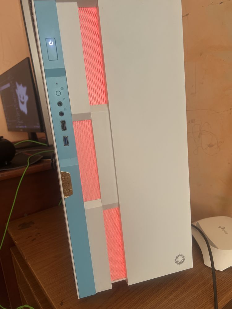 Игровой ПК RTX 6700XT, Ryzen 5 5500, ddr4 16gb ssd m2