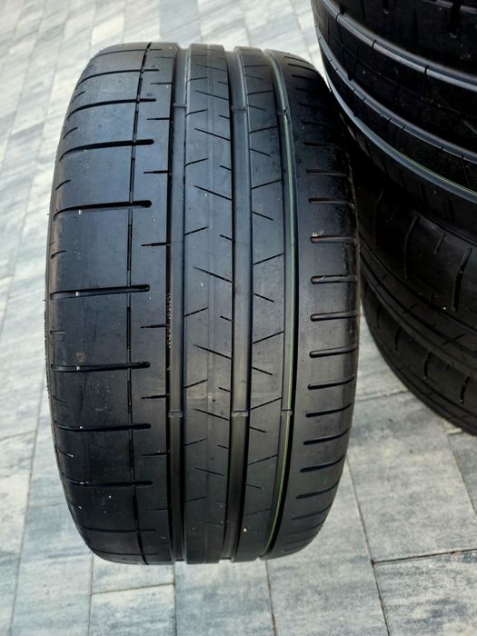 Oryginalne koła Audi RS5 RS4 Performance Pirelli Corsa