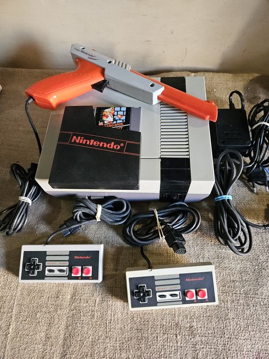 Nintendo Nes com caixa