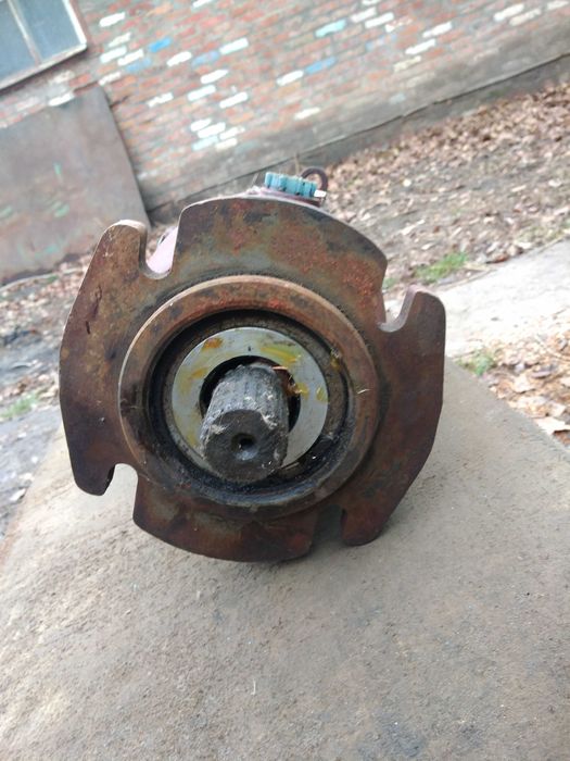 Гідромотор МП-90 на комбайн ДОН-1500