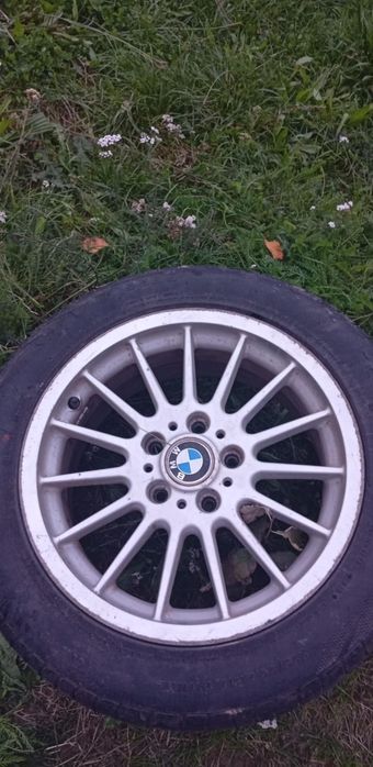 Sprzedam felgi aluminiowe 17R styling 32 8j