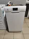 Zmywarka Electrolux 45cm  ESF4500ROW