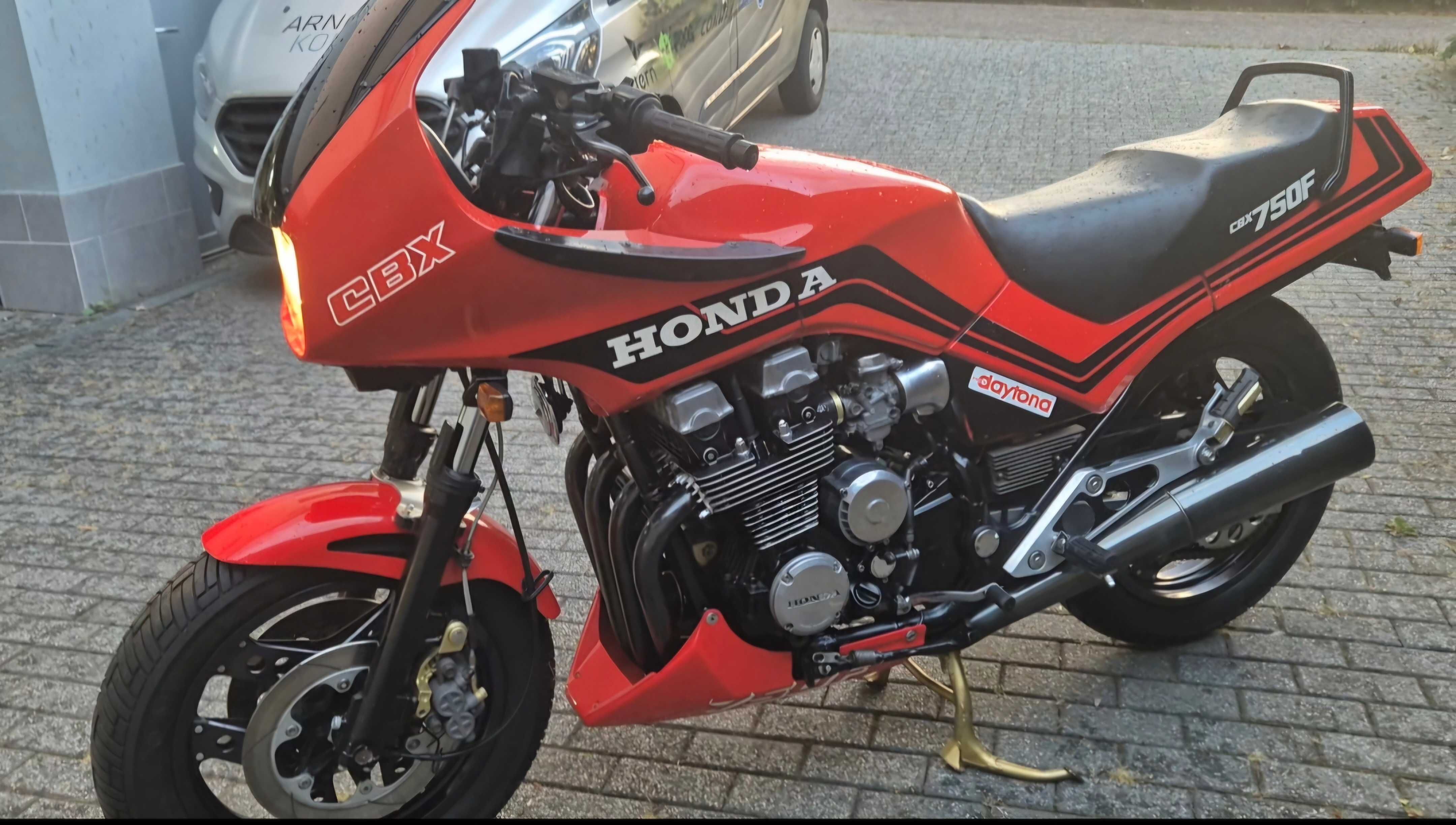 Honda CBX 750  84