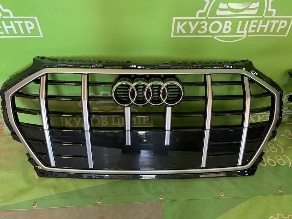 Решітка радіатора в зборі Audi Q5 2020 - 2024 НАЛИЧИЕ решетка бампера