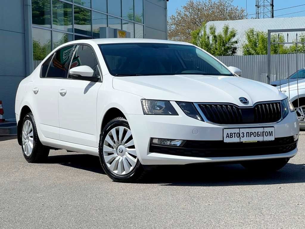 Skoda Octavia 2019 1.4 AT OFFICIAL