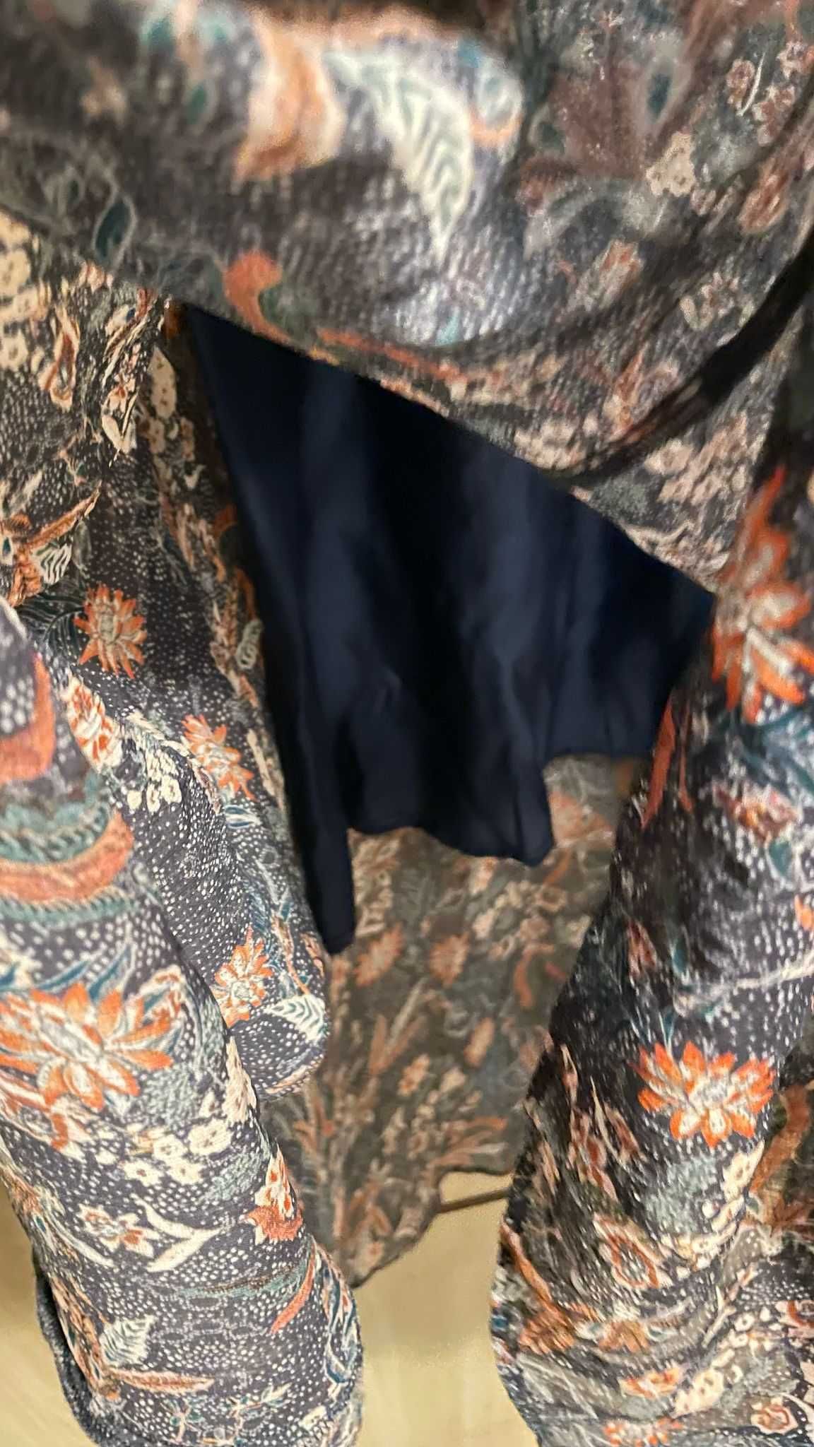 Sukienka Patrizia Aryton 100% rayon + chusta 100% jedwab naturalny.