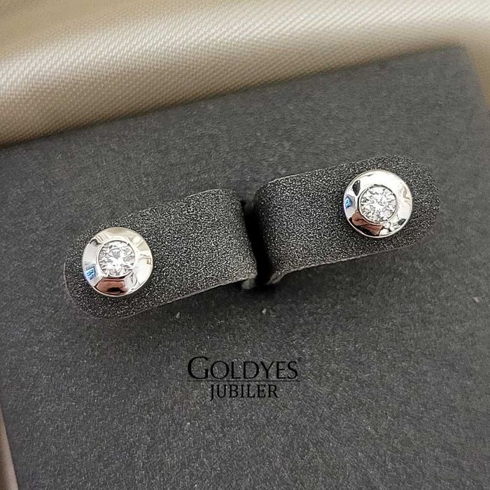 złote kolczyki z brylantem białe złota próba złota 375