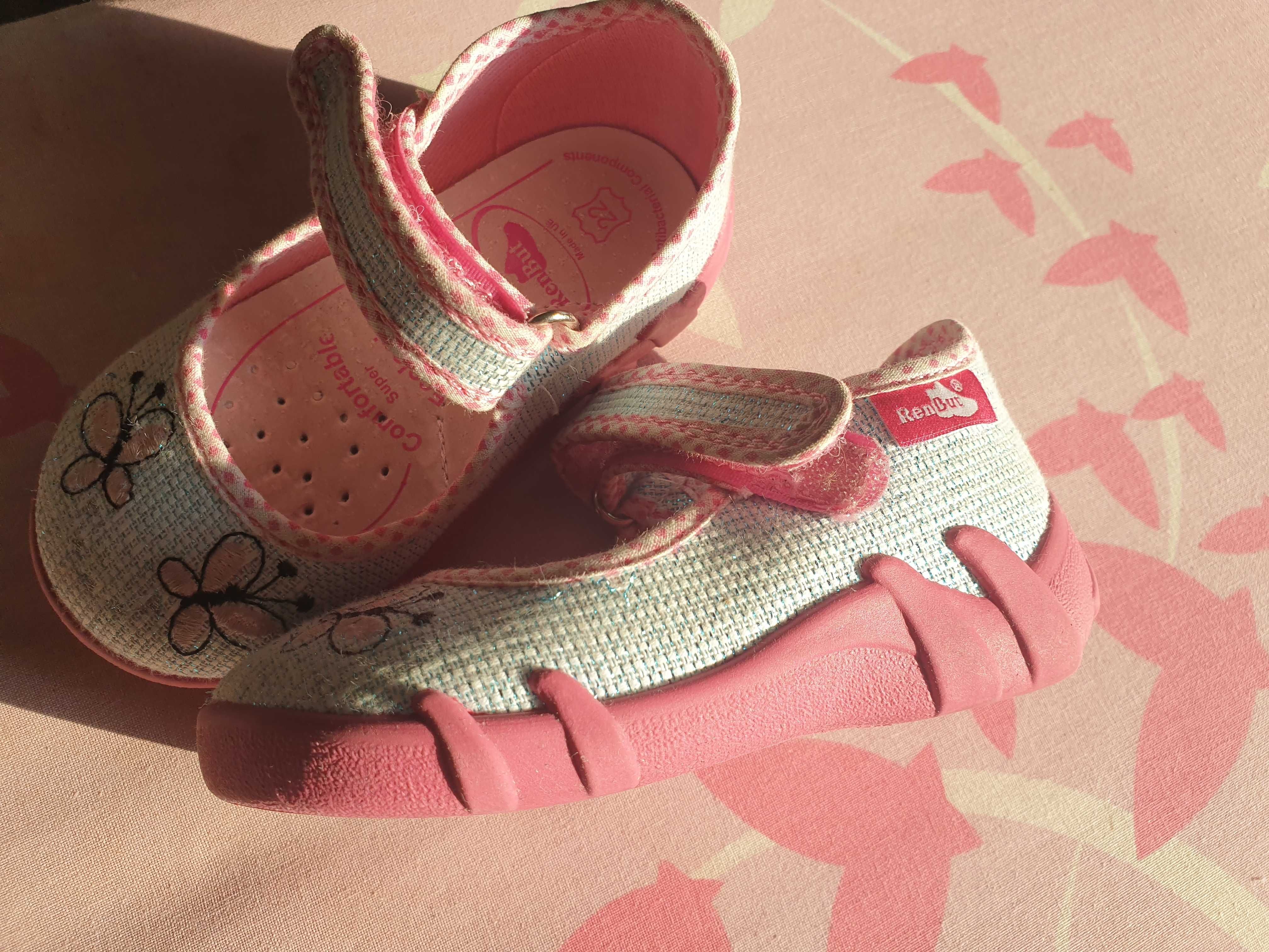 Buty /pantofle firmy RenBut 22 przedszkole