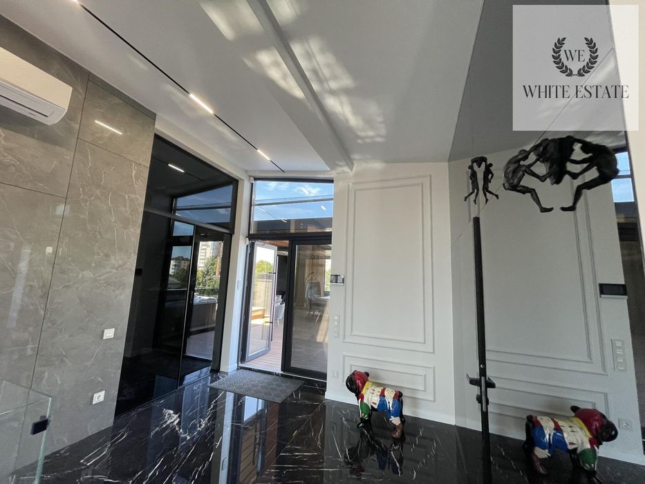 Пентхаус в центрі міста!