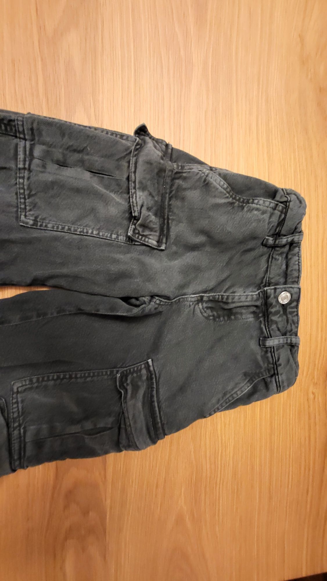 Calças ZARA estilo cargo para menina