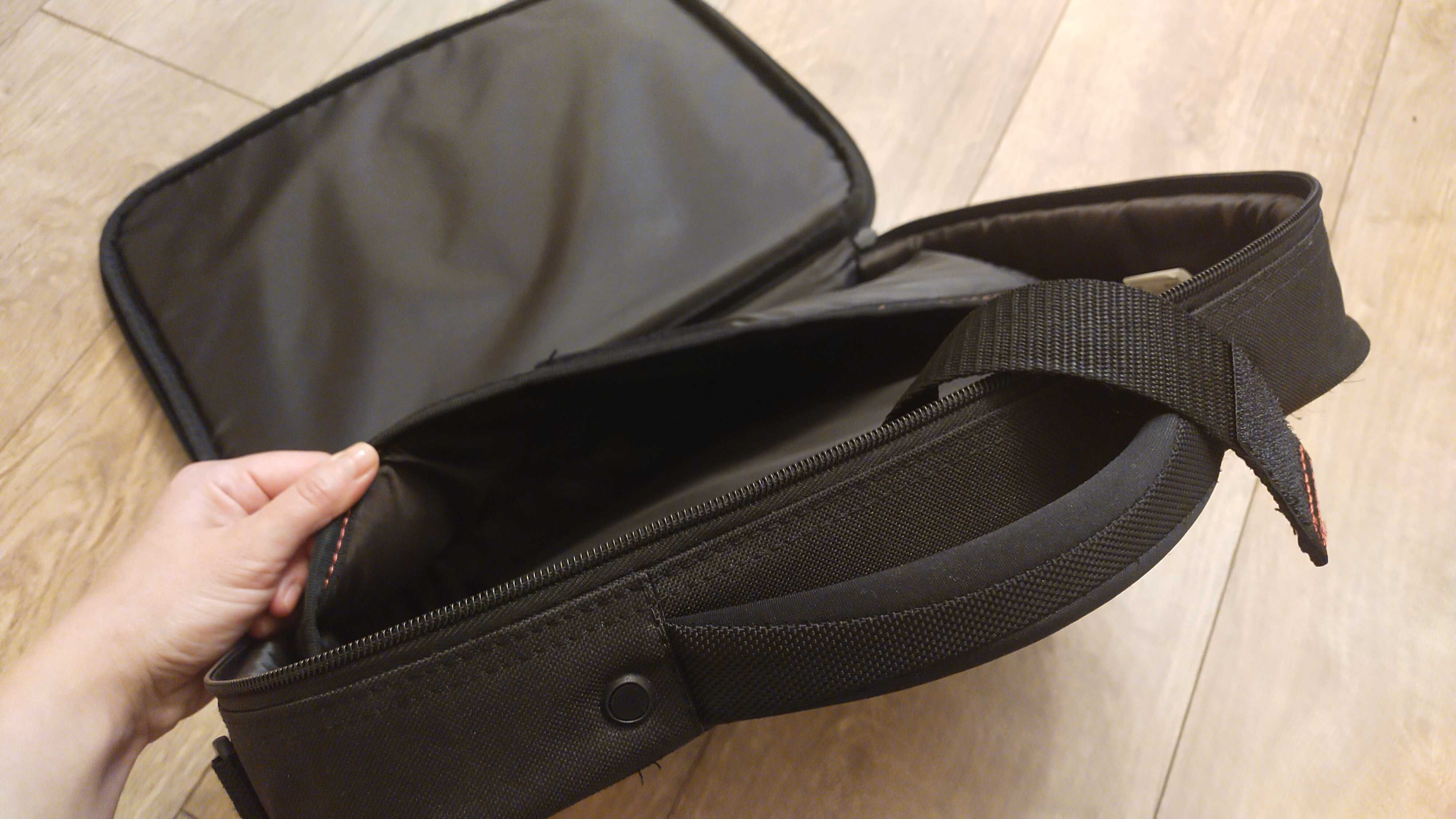 Torba TARGUS Clamshell / 13-14.1'' / czarna / nowa