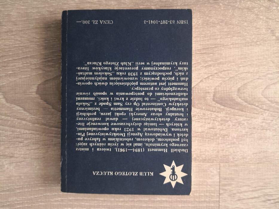 Dashiell Hammett : Sokół maltański (słynny kryminał noir)