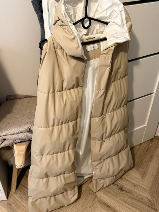 Kamizelka beżowa Reserved