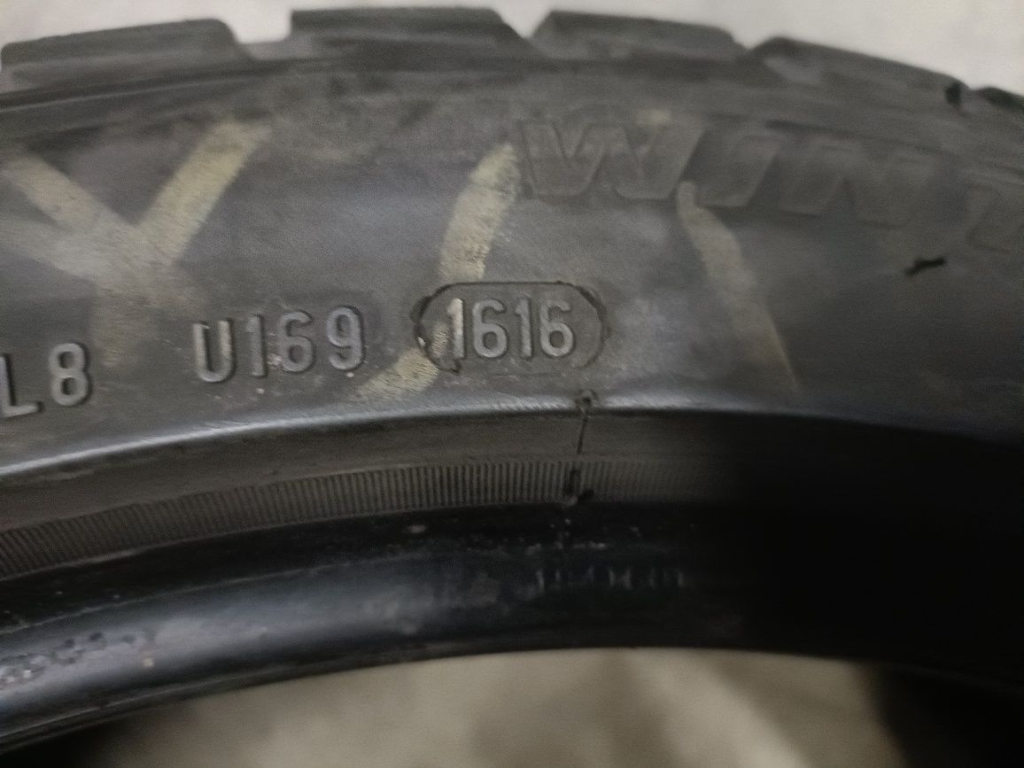 Opona zimowa Pirelli Sottozero 3 225/45R19 96V